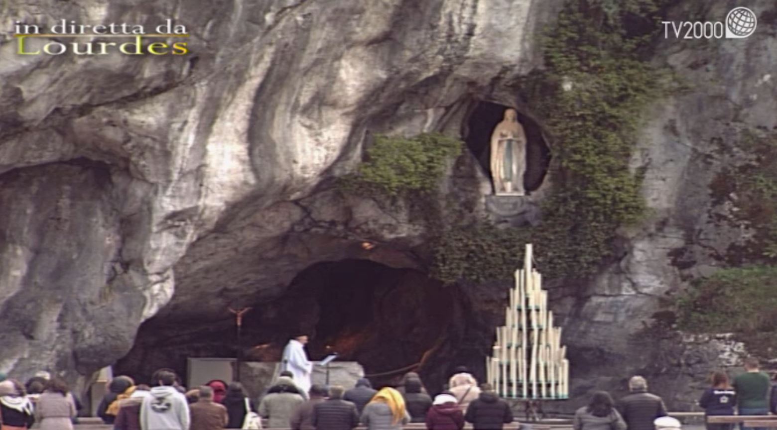 Il Rosario Da Lourdes Del 3 Aprile 2020 Prega Con Noi