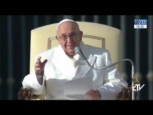 papa-francesco-alludienza-generale-mettiamoci-al-servizio-del-bambino-gesu