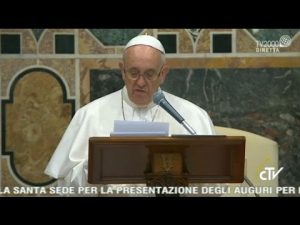 papa-francesco-appello-in-difesa-della-dignita-umana-dei-migranti-che-sfuggono-da-guerre-e-miseria