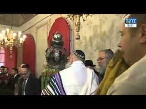 biella-nella-settecentesca-sinagoga-della-citta-ritorna-la-torah-in-uso-piu-antica-del-mondo