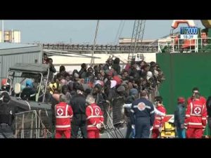 sulle-rotte-dei-migranti-a-taranto-in-allestimento-un-hotspot