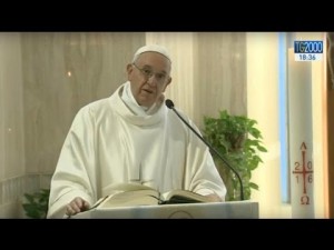 papafrancesco-cristiani-siano-persone-di-luce-no-alla-doppia-vita