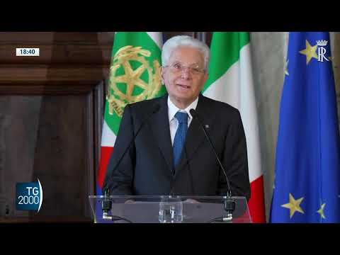 Mattarella: Italia torna a crescere. Merito imprese