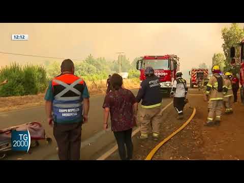 Cile: decine di incendi, evacuazioni in corso